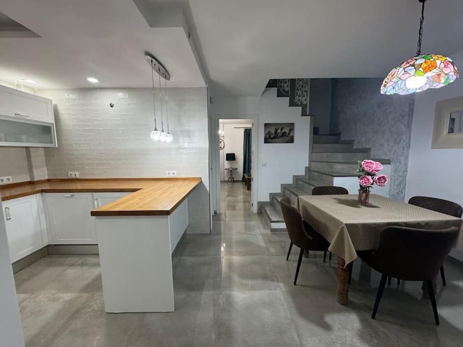 Casa Preciosa Ideal Para Familias La Linea de la Concepcion Bagian luar foto